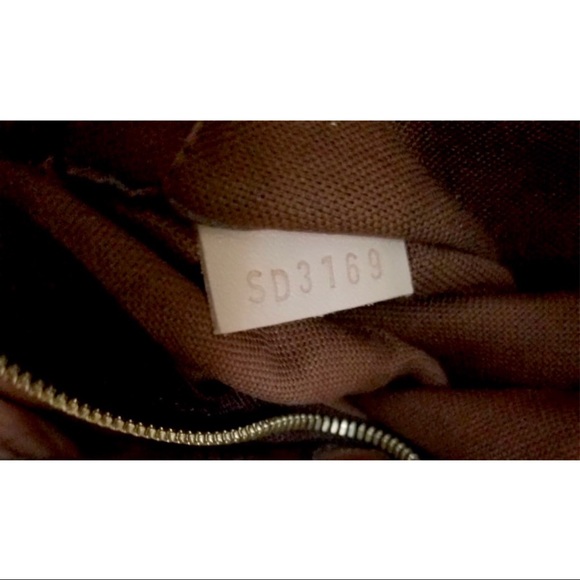 LOUIS VUITTON - MULTI POCHETTE ACCESSORIES - Picture 3 of 8